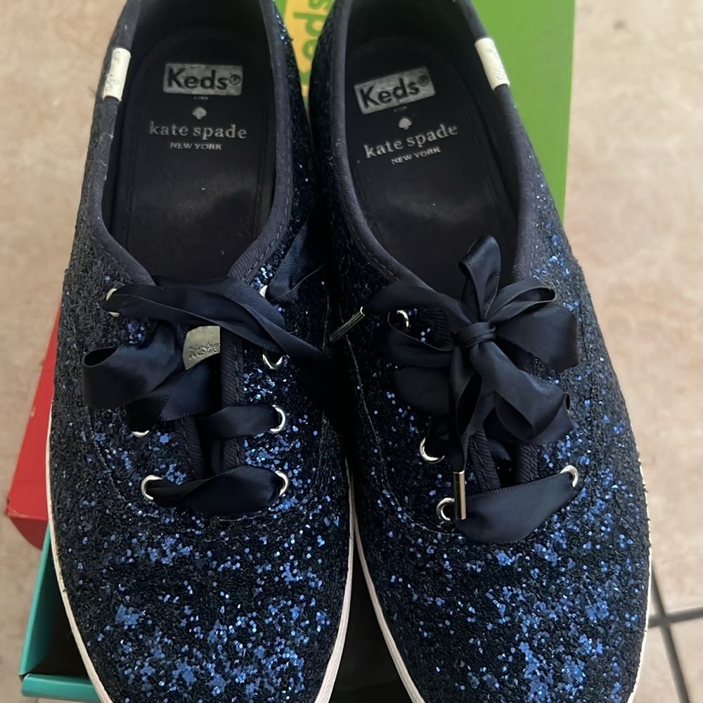 Keds - Picture 2 of 5